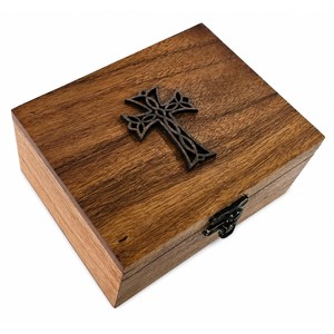 Caja de Madera de Teca Vintage para Cuentas de Oración con Cierre de Latón - Hecha a Mano, Venta al Por Mayor - Product Image 1
