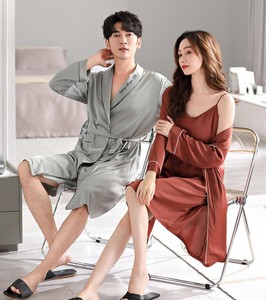 Ensemble de nuit tricoté respirant pour couple, vêtements d'intérieur pour printemps, été, automne, hiver, comprenant short pour homme et robe camisole pour femme avec coussinet de poitrine - Product Image 3