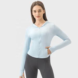 Camiseta Corta Ecológica para Mujer, Negra y Blanca, de Manga Corta, Cuello Redondo, Tejido de Punto, Corte Holgado, para Gimnasio - Product Image 6