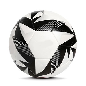 Balón de Fútbol Premium para Exteriores con Acabado de Calidad Profesional y Control Superior del Balón - Product Image 2