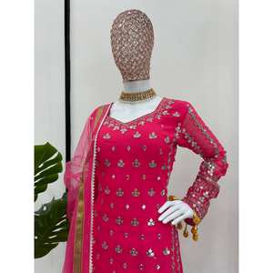 Hermoso conjunto de salwar kameez de poliéster con top, pantalón y dupatta para fiestas - Product Image 1