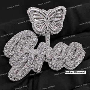 Colgante de Mariposa con Nombre Personalizado, Elaborado en Plata 925 con Detalles de Diamantes Moissanite, Estilo Hip Hop de Lujo con Incrustaciones - Product Image 4