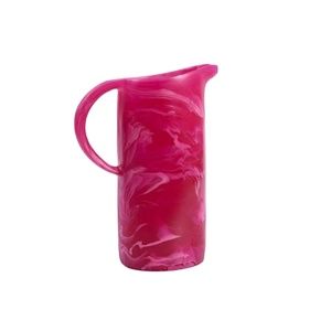 Carafe à eau élégante en résine époxy polie faite à la main, écologique, décorative, pour la maison, le bureau, les fêtes, les cadeaux - Product Image 1