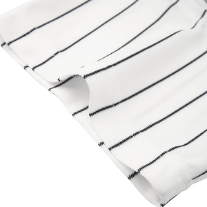 Camiseta de Béisbol Blanca con Rayas para Hombre, Ropa Deportiva Sublimada Personalizada, Uniforme de Equipo Deportivo Clásico con Botones al Frente - Product Image 3