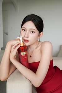 Gel Douche Hydratant Parfumé Personnalisable pour Femme CINDY BLOOM-Sexy Rexy (640g) Stock/OEM Nettoyant Corporel Nettoyage en Profondeur - Product Image 3