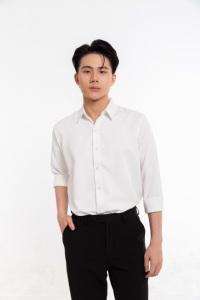 T-shirt de compression personnalisé en gros fabriqué au Vietnam services de traitement de vêtements en polyester OEM ODM à prix compétitif - Product Image 2