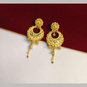 Pendientes Colgantes Clásicos de Oro, Modelo 11058813GL, Estilo Moderno - Product Image 1