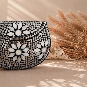 Sac de soirée F S INTERNATIONAL en pierre, pochette en métal plaqué or et argent, mosaïque en résine et laiton, fait main, fermeture éclair, expédition immédiate, tendance - Product Image 6
