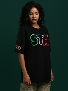 Camiseta Negra Oversize para Mujer, Corte Holgado, Informal, de Algodón, Manga Corta, Estilo Urbano, Prenda Básica Minimalista - Product Image 2