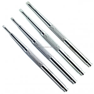 Jeu de 4 ciseaux dentaires en acier inoxydable pour la chirurgie dentaire et orale - Product Image 1