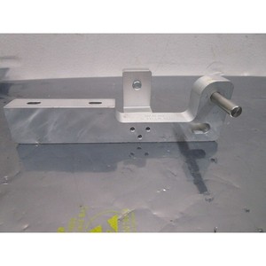 AMAT 0040-02644 บานพับสำหรับเครื่องปรับทิศทาง 5200, 5500 - อุปกรณ์และอะไหล่เซมิคอนดักเตอร์ระดับโลกที่เชื่อถือได้ - Product Image 4
