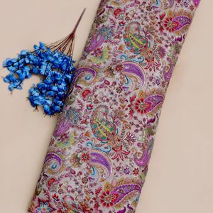 Tissu en crêpe tissé cachemire photoréaliste pour filles - Spécial occasions de mariage - Crème pastel - Product Image 1