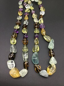 225 quilates de piedras preciosas naturales semipreciosas multicolores pulidas en un solo hilo para la fabricación de joyería fina. - Product Image 2