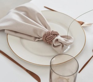 Anneaux de serviette couleur or rose |   Mélange de coton |   Décoration de table classique - Product Image 3