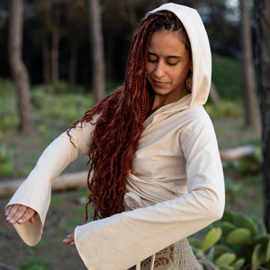 Blusa con Capucha de Algodón Estilo Festival, Manga Campana, Estilo Boho, Top de Verano para Atuendos de Verano y Festivales - Product Image 1