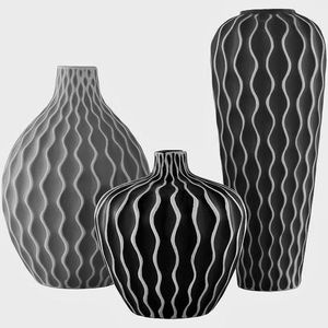 Ensemble de vases de table en aluminium, modernes, écologiques, faits à la main, finition argentée, avec motif à échelle, pour la décoration de la maison et des hôtels - Product Image 2