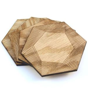 Sous-verres en bois personnalisés avec logo, motif feuille de Monstera, lot de 4, pour restaurant - Product Image 3