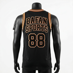 Maillot de basket-ball pour homme en polyester respirant de haute qualité 155 GSM, noir et orange, logo brodé, maillot d'équipe personnalisé - Product Image 4