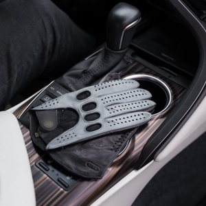 Gants de conduite en cuir respirant de qualité supérieure pour hommes et femmes, gants de luxe perforés sans doigts pour une meilleure adhérence au volant, en cuir véritable souple - Product Image 6