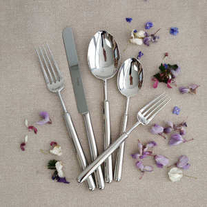 Ensembles de couverts jetables écologiques modernes en métal argenté (couteau, cuillère, fourchette) pour mariages, vente en gros - Product Image 1