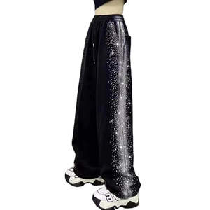 Pantalon de survêtement unisexe à jambe large orné de strass, taille élastique, coupe ample, style streetwear décontracté et tendance - Product Image 4
