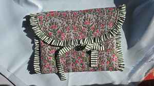 Sacs pour ordinateur portable en coton matelassé imprimé au bloc, lavables, étuis pour MacBook, sacs en tissu tendance, housses pour ordinateur portable, fabricant en gros en Inde - Product Image 3