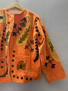 Elegante Chaqueta de Terciopelo Naranja con Bordado Floral Suzani, Patrón Hecho a Mano, Estilo Boho, Manga Larga, Cuello Redondo, Ropa de Abrigo Otoñal para Mujer - Product Image 2