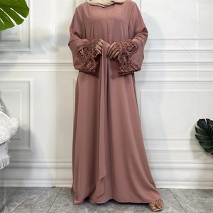 Abaya de haute qualité pour femmes, robe islamique modeste à manches longues, robe musulmane longue pour la prière, occasions décontractées et formelles, en solde - Product Image 4