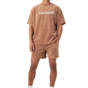ชุดสองชิ้นสำหรับผู้ชายคุณภาพสูง เสื้อยืดแขนสั้นสีน้ำตาลกำมะหยี่และกางเกงขาสั้น ชุดลำลองสไตล์สตรีทแวร์สำหรับฤดูร้อน - Product Image 1