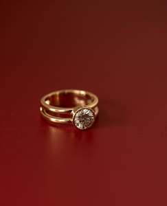 Anillo de Compromiso para Mujer, Plata 925, Chapado en Oro de 18K, Elegante Doble Banda, Moissanita Brillante con Engaste Invisible Certificado, Regalo - Product Image 3