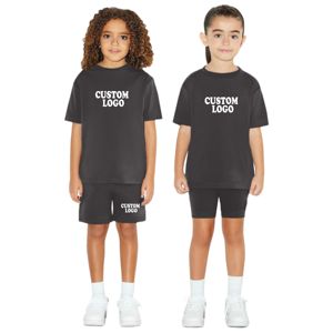 ชุดเสื้อผ้าเด็กสุดเทรนด์ปี 2026 ชุดเซ็ตเสื้อยืดและกางเกงขาสั้นพิมพ์ลายตะวันตกสำหรับเด็กผู้ชาย ผ้าเนื้อนุ่ม กางเกงขาสั้นเอวสูงระดับเข่า - Product Image 4