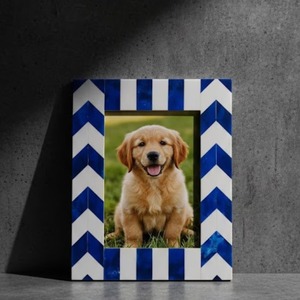 Cadre photo de haute qualité en résine et bois avec incrustation, combinaison idéale pour photos - Product Image 1