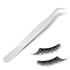 Pinzas con Logotipo Personalizado, Punta de Fibra para Volumen, Pinzas de Aislamiento de Acero Inoxidable Alemán, Pinzas para Extensión de Pestañas en Negro Mate - Product Image 2