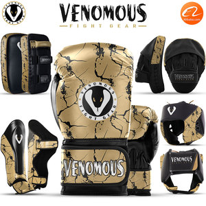 Casque de boxe en cuir Venomous Golden Line pour MMA et Muay Thai, protection durable pour le sparring - Product Image 6
