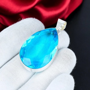 Colgante de Lujo con Topacio Azul Suizo en Forma de Pera, Plata de Ley 925, Joyería Hecha a Mano con Gema Facetada, Regalo para Mujer - Product Image 4