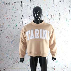 Sudadera TARINI SAND con cuello alto, 100% BLANCA, con apliques bordados, cuello ancho, CLUSH SPORTS - Product Image 1