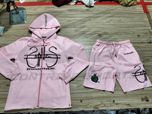 Conjuntos de shorts de cintura alta para hombre, ropa informal de talla grande, ropa urbana, conjunto de sudadera con capucha y shorts con estampado Puff. - Product Image 1