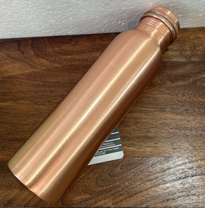 Botella de Agua Potable de Cobre con Acabado Mate, Cobre Puro, Nuevo Diseño, Ecológico, Sin Forro, Sin Recubrimiento, Artesanía Gratuita - Product Image 4