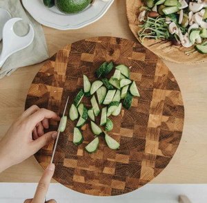 Round Acacia Wood Cutting Board Serving Board Solid Wood <b>Kitchen</b> Chopping Board Food Grade Eco Friendly OEM Supplier - Product Image 4