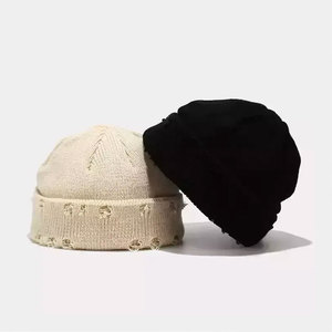 Gorro de Punto Unisex de Color Sólido para Perfeccionistas, 100% Acrílico, Cálido para Invierno, Estilo Casual, Diseño con Puño Acanalado Rosa, Estilo Urbano - Product Image 4