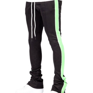 Pantalon de jogging en molleton pour homme, style streetwear, avec logo personnalisé OEM, poches cargo, étiquette personnalisée, idéal pour l'hiver, décontracté et thermique - Product Image 1