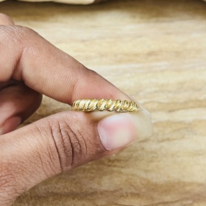 New Arrival Trendy Brass <b>Rings</b> Minimalist Twist Band Boho Brass Jewelry Women 18k Gold Plated Dainty Textured Wholesale/OEM/ODM - Product Image 4