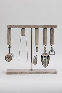 Utensilios de barra de primera calidad, accesorios para coctelería, elegante base de mármol, abridor de botellas de acero inoxidable, decoración para barra de bar. - Product Image 3