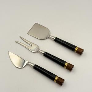 Fabricante de Primera Calidad de Juego de Cuchillos para Queso con Mango de Resina Negra, Cuchillo para Queso de Calidad Superior para Cortar Queso - Product Image 3