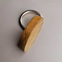 Porte-clés en bois minimaliste Tree Life, nœuds complexes, racines, feuilles, gravure personnalisée, chêne, écologique, léger, sur mesure