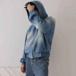 เสื้อฮู้ดดี้พรีเมียม ผ้าฝ้าย 100% เป็นมิตรกับสิ่งแวดล้อม สไตล์ลำลอง ยูนิเซ็กส์ สำหรับฤดูใบไม้ร่วง ล้างสีแบบแอซิดวอช ลายพิมพ์ดิจิทัลแบบวินเทจ สีพื้น - Product Image 4