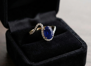 แหวนทองคำ 14KT ดีไซน์เกลียว–มรกตธรรมชาติและเพชรธรรมชาติทรงกลมแบบไมโคร-พรอง สำหรับงานแต่งงานและงานปาร์ตี้ - Product Image 5