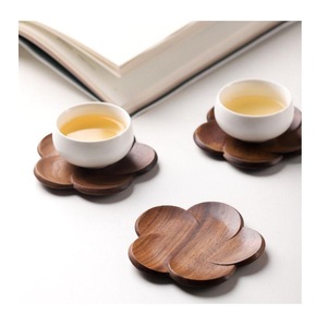 Diseños de madera natural disponibles en posavasos de madera, hermosos y modernos. - Product Image 1