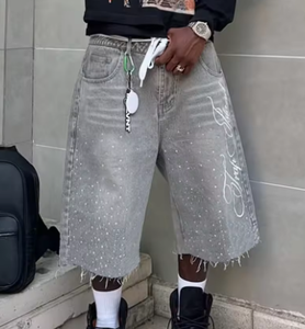 Shorts en jean décontractés pour hommes, longueur genou, tendance, avec lettres brodées et strass brillants, avec poches - Product Image 4