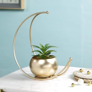 Minimalist Metal Tabletop <b>Vase</b> with Curved Arc Design Handmade Decorative Flower Pot for Home Interior - Product Image 3
